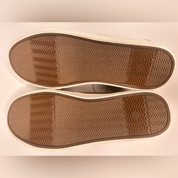 Goodfellow & Co Men’s Tan and White Kon Loafers with Rubber Sole - Picture 8 of 14